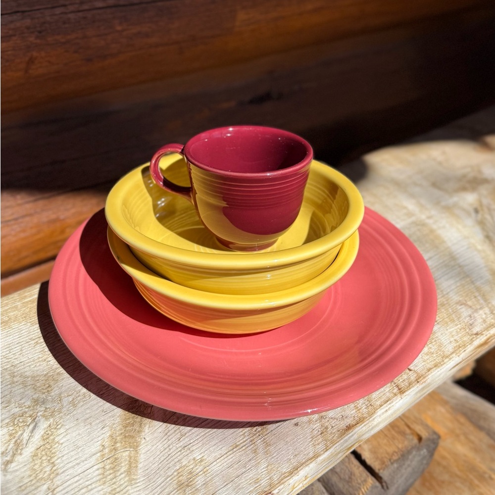 Fiestaware miscellaneous lot- 4 pieces